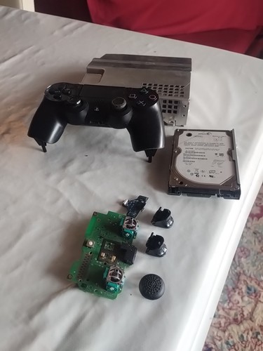 Pezzi ricambio playstation - ricambio,